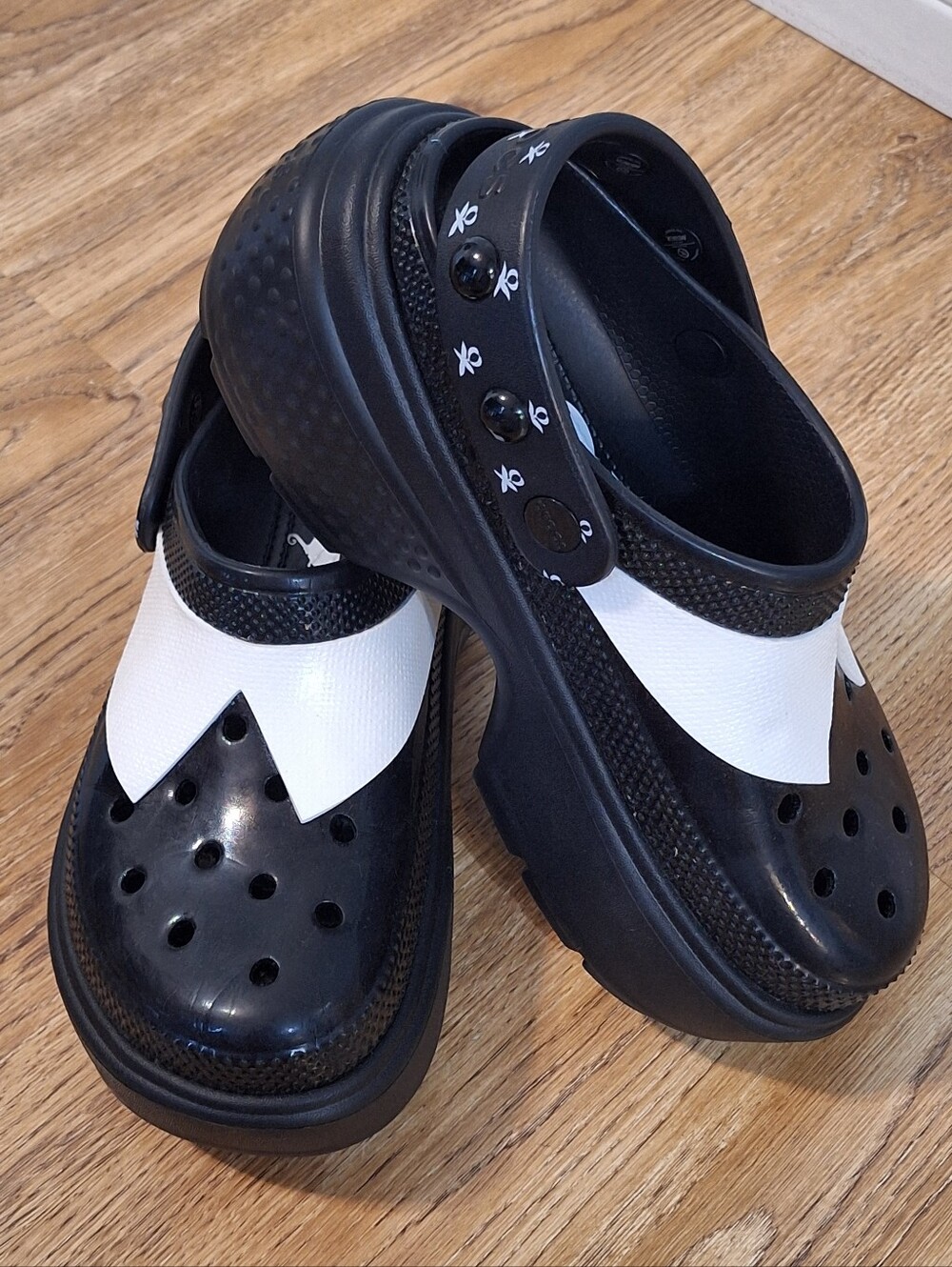 Wednesday Stomp Black & White Platform Crocs - 8